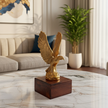 Money Eagle Statue