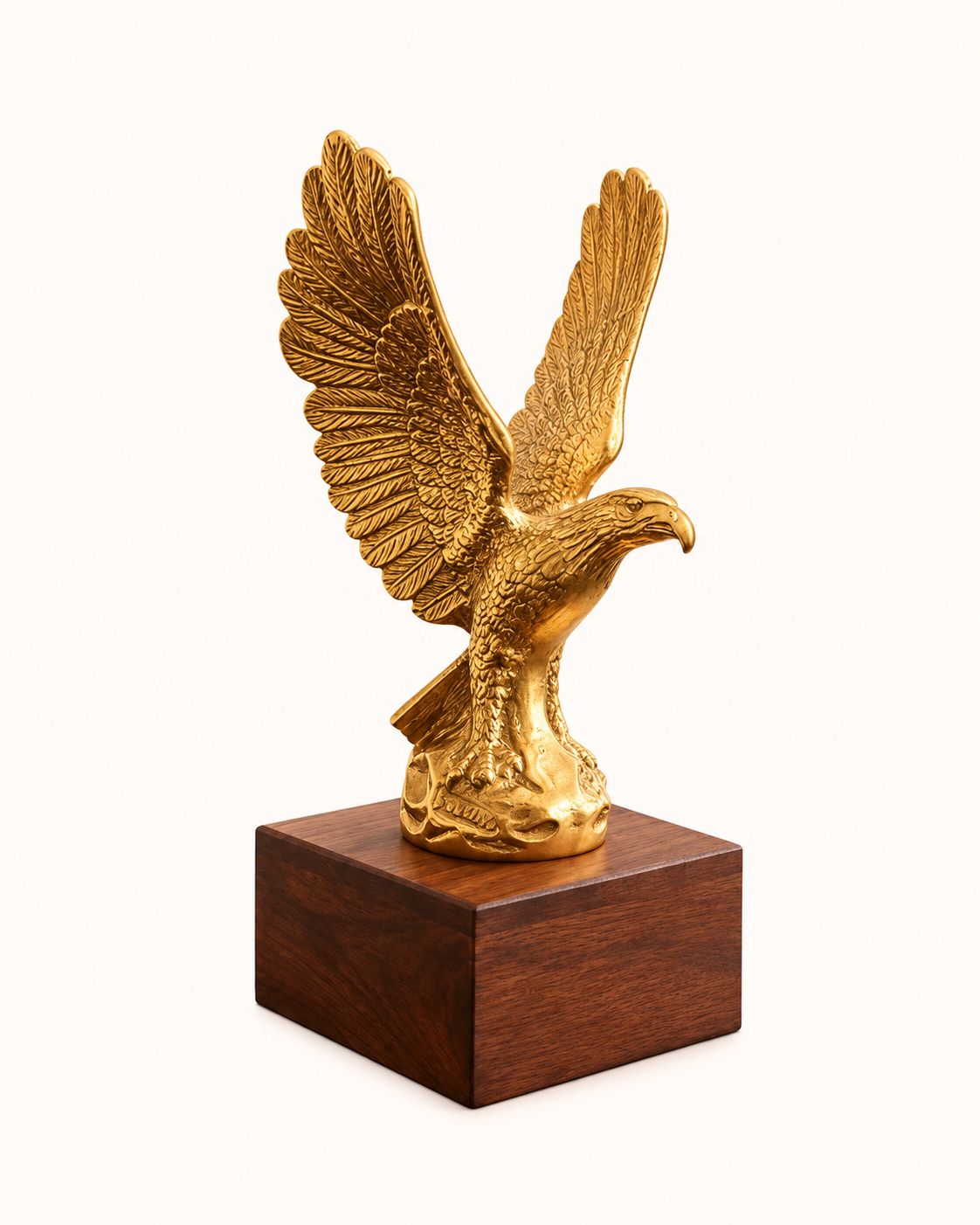 Money Eagle Statue